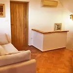 Vineyard Podrzaj 度假居