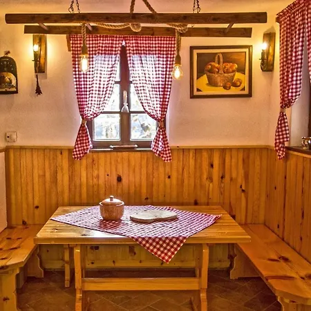 Počitniška hiša Vineyard Podrzaj *